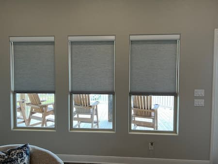 The Right Choice Of Norman Cordless Roller Shades On Siskin Trail In League City, TX