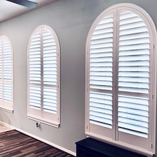 Chic-Norman-Contoured-Plantation-Shutters-on-Powell-Ln-in-Manvel-TX 2